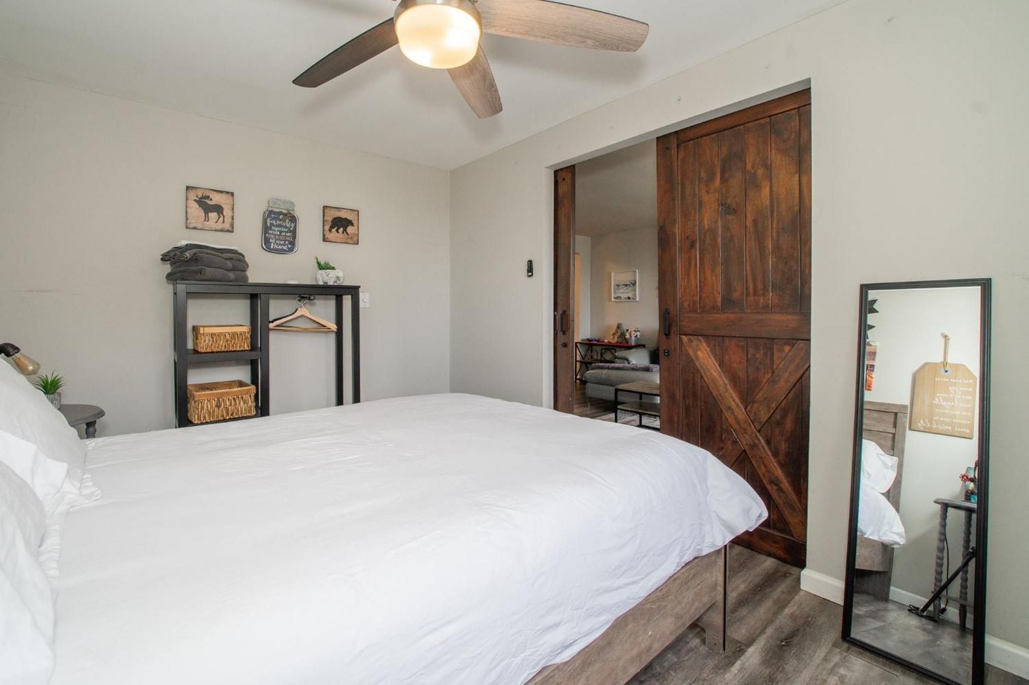 Welcoming Barn, 2 Bedroom & 1 Bath & Parking Atlanta Eksteriør billede