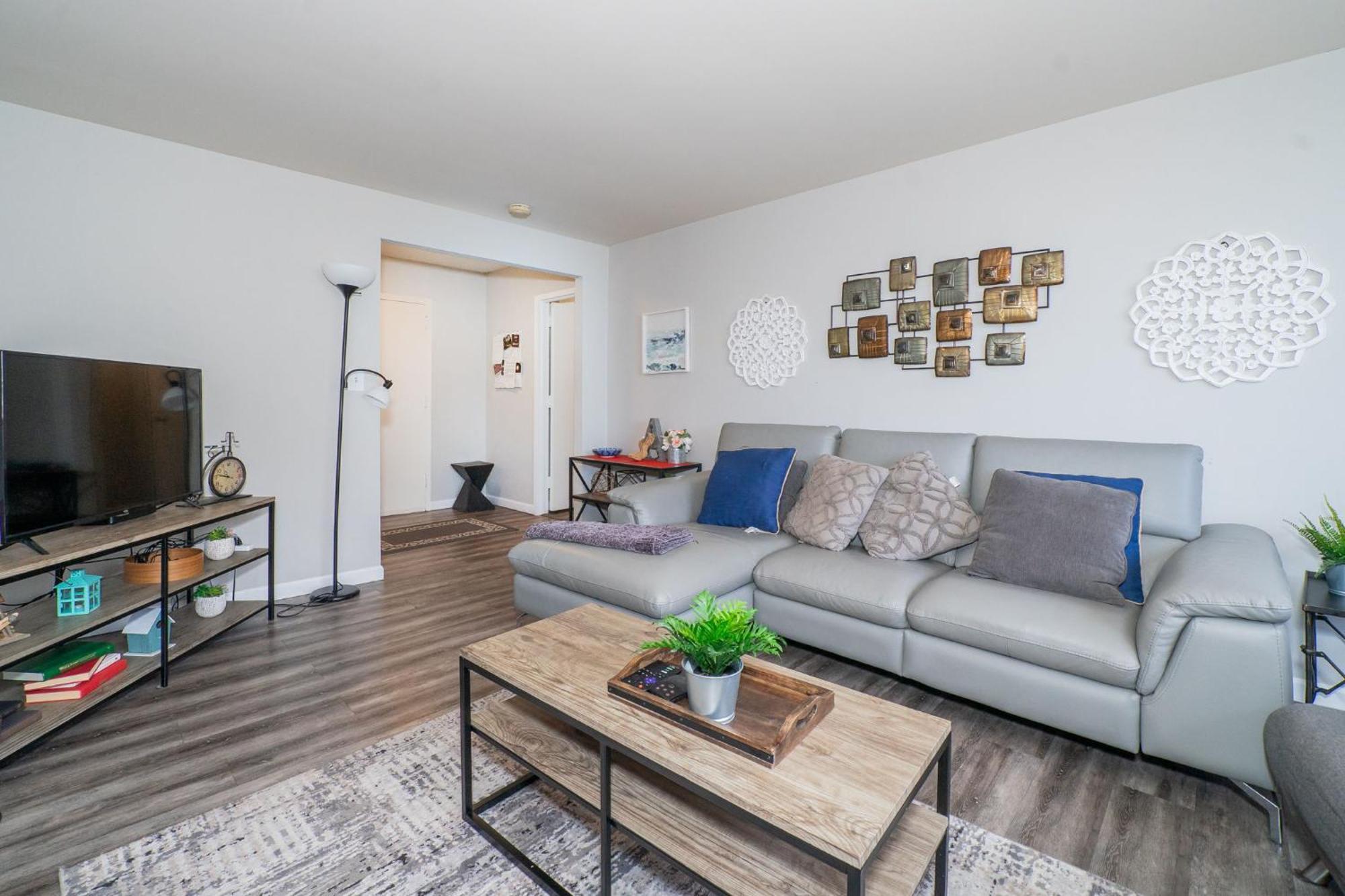 Welcoming Barn, 2 Bedroom & 1 Bath & Parking Atlanta Eksteriør billede